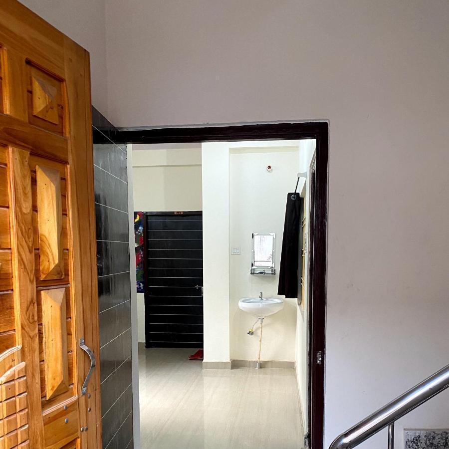 Gully Ghar 3* Varanasi