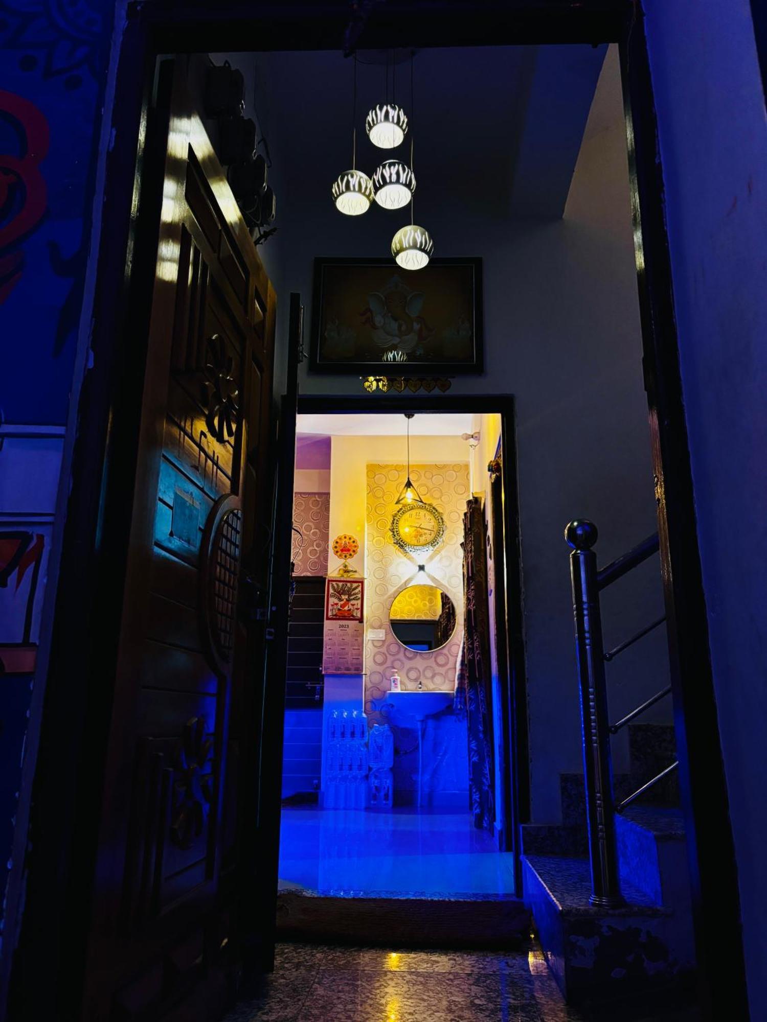 Gully Ghar Hotel 3*